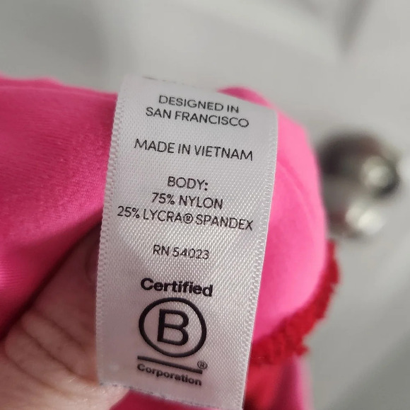 Athleta Revolution lazer cut 7/8 tight Powervita red athleisure woman small - Picture 7 of 16